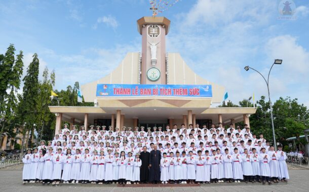 Gx. Hữu Phước: Thánh Lễ ban Bí Tích Thêm Sức- Ngày 12.7.2026