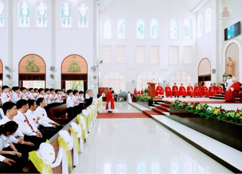 Gx. Phú Vinh: Thánh lễ ban Bí tích Thêm Sức – Ngày 22.7.2026