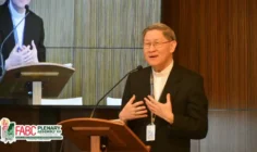 Đức Hồng y Tagle: Giáo hội hiệp hành học cách cùng nhau bước đi như một em bé tập những bước chân đầu tiên