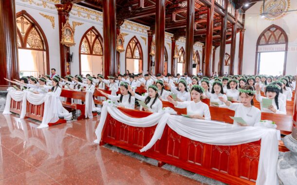 Gx. Phước Hưng: Thánh lễ tạ ơn tốt nghiệp Giáo lý Hồng Ân- Ngày 12.7.2026