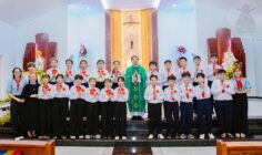 Gx. Bình Ba: 22 em thiếu nhi lần đầu rước Chúa- Ngày 16.8.2026