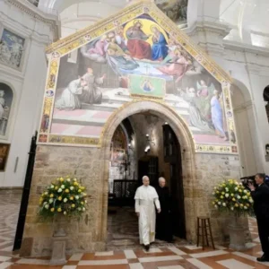 Assisi: Khai mạc cuộc gặp gỡ giới trẻ Phan Sinh “GO! Franciscan Youth Meeting”
