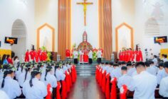 Gx. Bông Trang: Đức Cha Tôma cử hành Thánh lễ ban Bí tích Thêm Sức- Ngày 14.08.2026