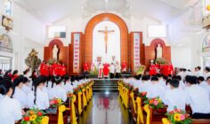 Gx. Hòa Hội: Đức Cha Emmanuel cử hành Thánh lễ ban Bí tích Thêm Sức- Ngày 21.08.2026