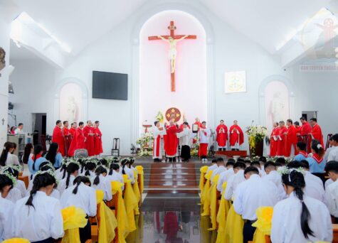 GX. Hòa Tân: Đức Cha Emmanuel cử hành Thánh lễ ban Bí tích Thêm Sức-  Ngày 02.08.2026