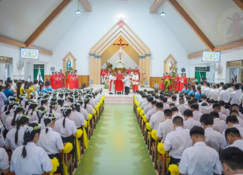 Gx. Hòa Phước: Đức Cha Emmanuel cử hành Thánh lễ ban Bí tích Thêm Sức- Ngày 06.08.2026