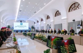 Cầu nguyện, đối thoại trong Thánh Thần và phân định – Ngày thứ hai của Hội nghị thường niên kỳ II/2026 của HĐGMVN