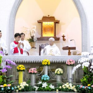 Gx. Ngãi Giao: Mừng 23 năm Hồng ân Linh mục của Cha Anphongsô Nguyễn Văn Thế