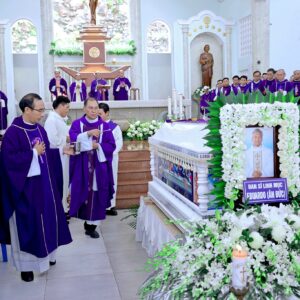 Đan viện Xitô Thánh Mẫu Thiên Phước: Thánh lễ An táng Đan sĩ Linh mục M. Eduardo (Ân Đức) Trần Ngọc Hoan