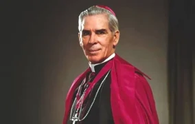 Đức Hồng y Tagle chủ sự Thánh lễ tuyên phong Chân phước cho Tổng Giám mục Fulton Sheen